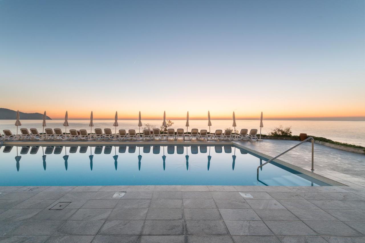 Hotel Atolon & Kaafu Beach Club كالا بونا المظهر الخارجي الصورة